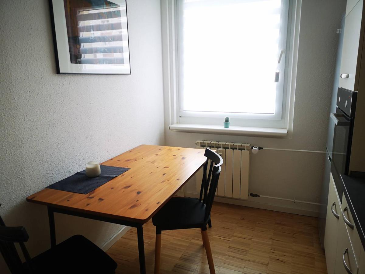 Ferienwohnung Fuer 1-3 Personen In Berlin, Naehe U Friedrichsfelde Berlim Exterior foto